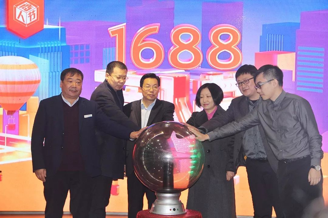 http://mmbiz.qpic.cn/mmbiz_jpg/vGztyNIKP5kndiaO5jTnppBolNpIk2WC5DP7NHXTBJaVfoIHLaT7T8WicibvMkRa8AoJaSLzS1kHMQWOPNZK1aR5g/640?wx_fmt=jpeg&wxfrom=5&wx_lazy=1