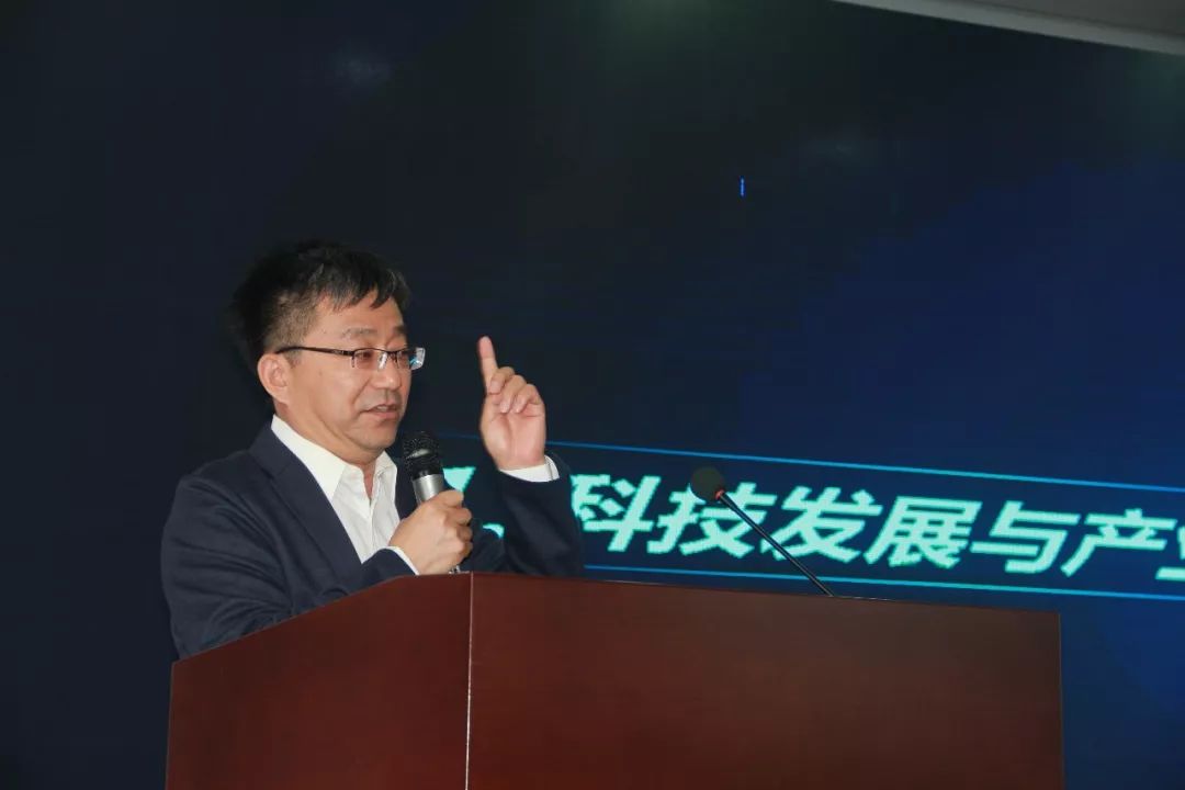 https://mmbiz.qpic.cn/mmbiz_jpg/FfhicM5yLRPfCiaPvB7om0NU9v0Wr1MthqU4Fjm8jXrw7F2GuZpjWJzibIn9LZPclvGVpX5DlkB27JNJdqZ17OicAg/640?wx_fmt=jpeg&wxfrom=5&wx_lazy=1