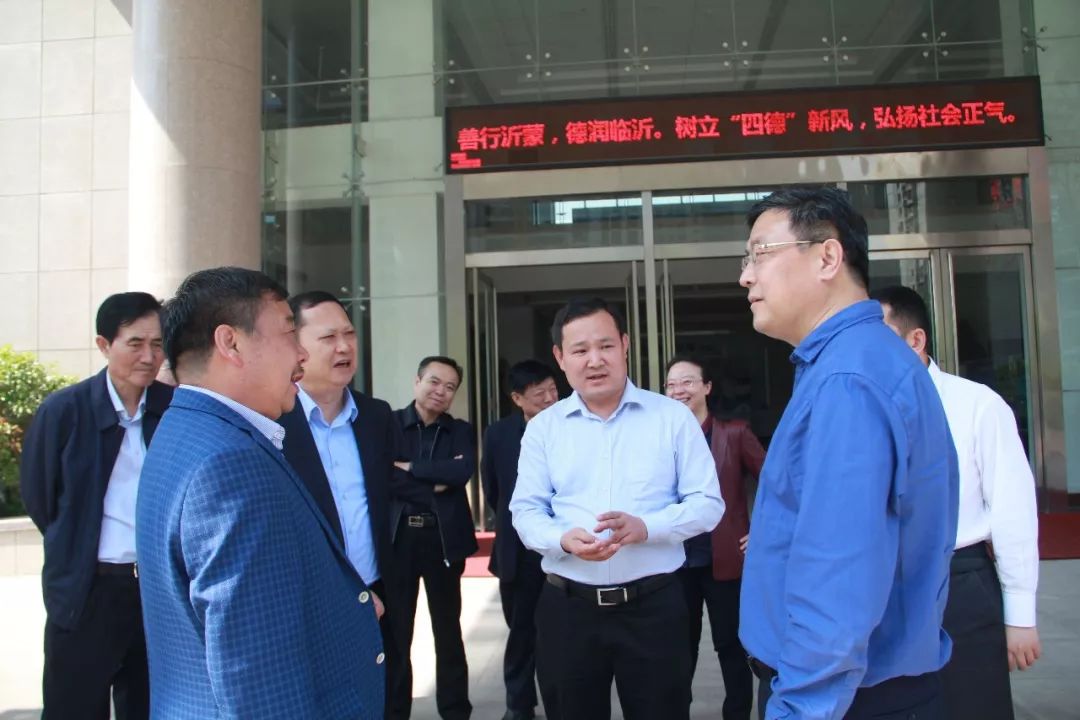 https://mmbiz.qpic.cn/mmbiz_jpg/uwexNicUZQwicT1kOgxsNzhzq3MbmWN9icIoSGTUmAticKuoJNShdT7Bcc9ykh672Ck2rJTskbBXzAnDhPD8mb5jrw/640?wx_fmt=jpeg&wxfrom=5&wx_lazy=1